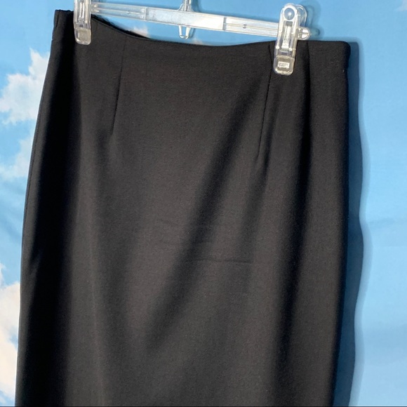 Collections Internationale-Black MidiSkirt size 10 - Picture 4 of 12